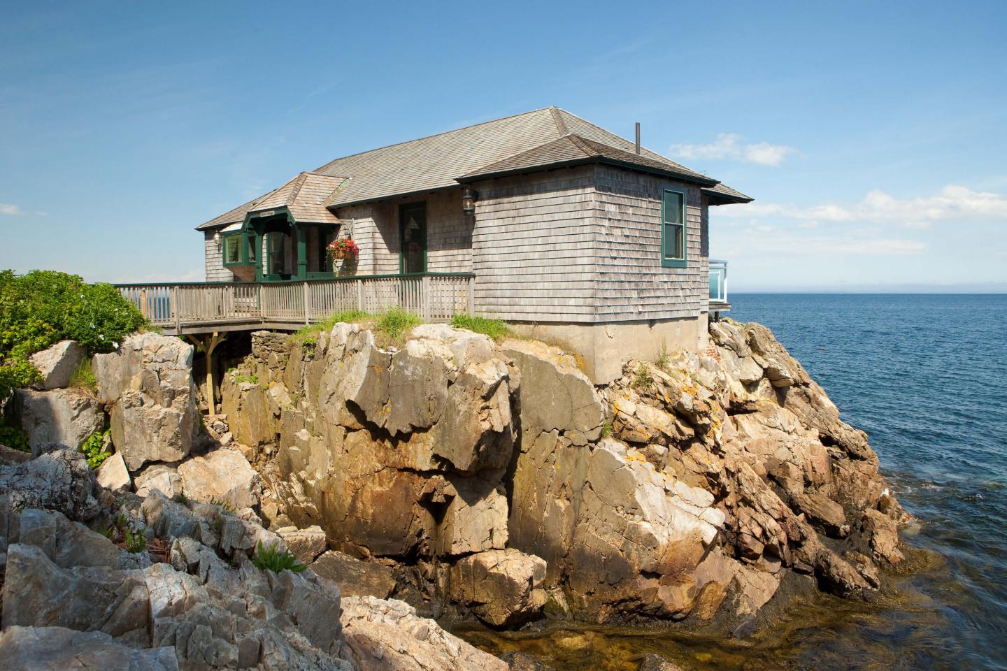 Samoset resort store